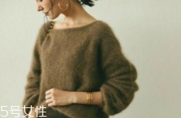 毛衣縮水怎么拯救？用柔順劑浸泡