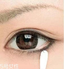 眼線液筆不出水怎么辦？畫眼線的常見誤區(qū)