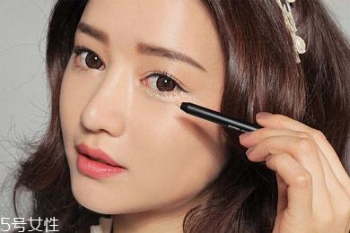 眼線液筆不出水怎么辦？畫眼線的常見誤區(qū)