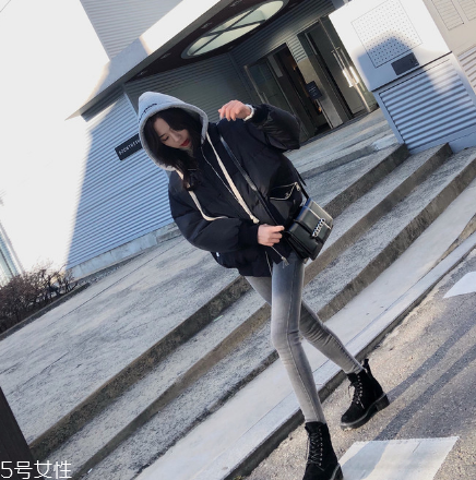 棉襖洗了還暖和嗎？棉襖應(yīng)盡量少洗