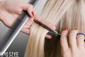 剪發(fā)能促進(jìn)頭發(fā)生長嗎？毫無關(guān)系
