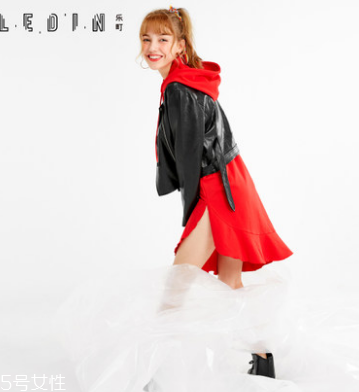 朋克風女生穿衣 朋克和冬日更搭！