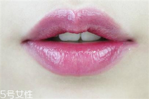 ysl唇釉怎么涂出玻璃唇？打造獨(dú)特唇色