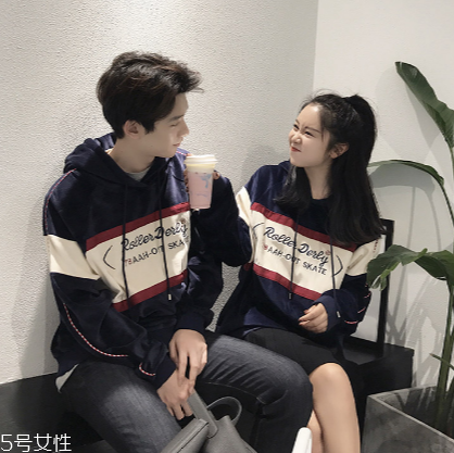 衛(wèi)衣掉色怎么辦？這樣洗不會(huì)掉色