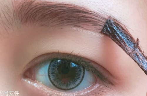 染眉膏可以持續(xù)多久？一天都不會(huì)暈妝的小秘密