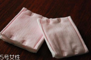 化妝棉和卸妝棉有什么區(qū)別？化妝棉功能更全