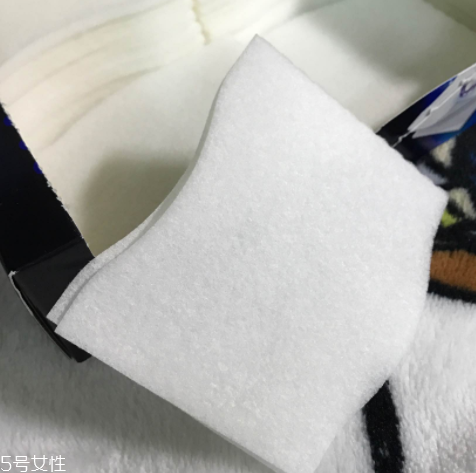 化妝棉濕敷多久好？五分鐘就好