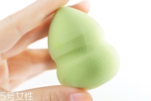 立體化妝粉撲有哪些用途？小身材大功效