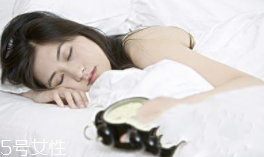 哪些人不能朝左睡覺(jué)？有心病人群