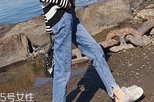 寬松牛仔褲配什么上衣？帶給你不一樣的美感