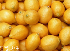 檸檬精油能加在哪些護(hù)膚品中？少量添加都可以