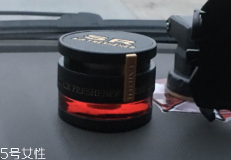 女士香水什么味道好？這6款香水親切又高級(jí)