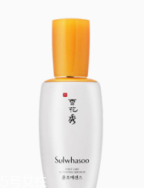 皮膚不吸收護(hù)膚品怎么回事？光用乳液面霜遠(yuǎn)遠(yuǎn)不夠