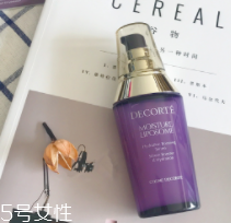 皮膚不吸收護(hù)膚品怎么回事？光用乳液面霜遠(yuǎn)遠(yuǎn)不夠