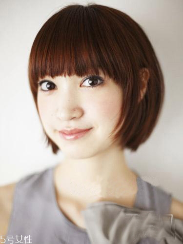 女生發(fā)質(zhì)軟適合什么發(fā)型？胖圓臉顯瘦發(fā)型參考