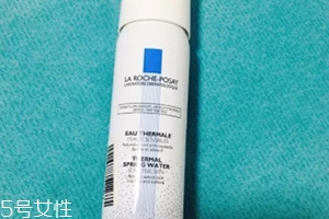 噴霧凍了還能用嗎？驚呆保濕噴霧凍成冰