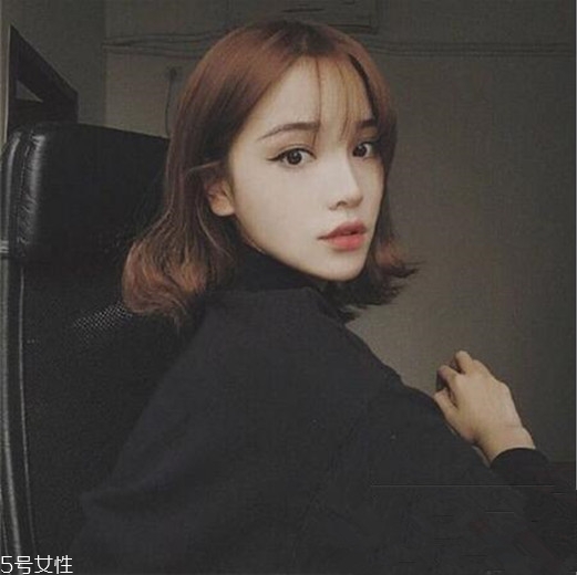 齊肩發(fā)怎么燙好看？女生發(fā)型設(shè)計(jì)與臉形搭配