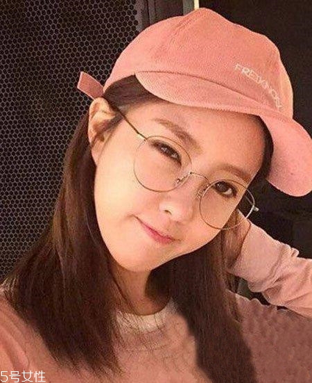 齊肩發(fā)怎么燙好看？女生發(fā)型設(shè)計(jì)與臉形搭配