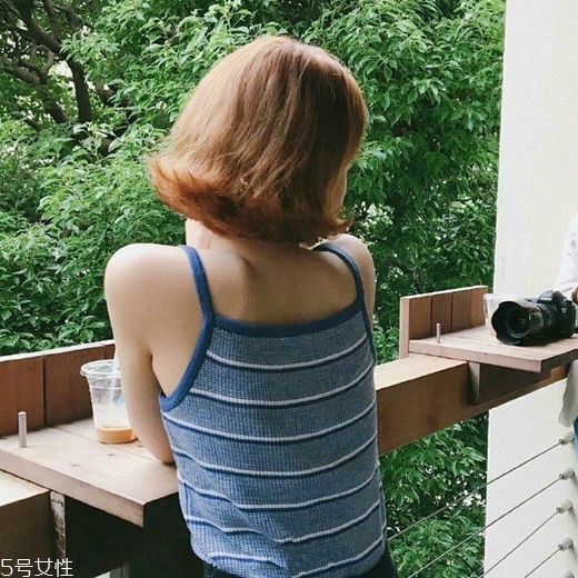 齊肩發(fā)怎么燙好看？女生發(fā)型設(shè)計(jì)與臉形搭配