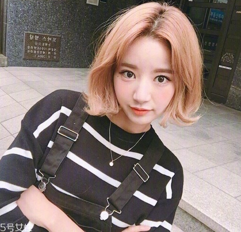 短發(fā)適合扎什么發(fā)型？剪短發(fā)這么好看