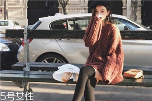 毛衣是羊絨好還是羊毛好？羊絨羊毛材質(zhì)大對(duì)比