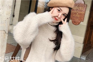 毛衣粘上老鼠膠怎么辦？千萬(wàn)不要強(qiáng)力拉扯
