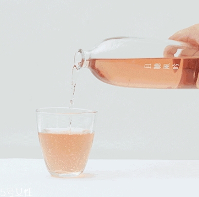 且聽風(fēng)吟玫瑰酒好喝嗎？哪里買？
