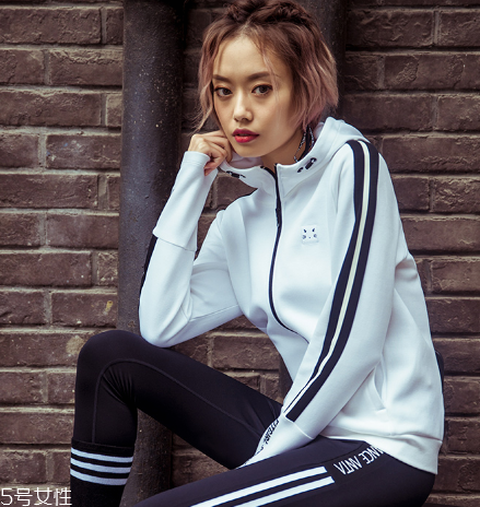 運(yùn)動(dòng)外套怎么搭配？打造活力氧氣女孩