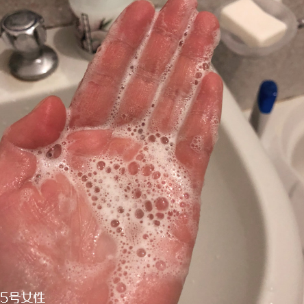 ipsa洗面奶好用嗎？洗完不拔干
