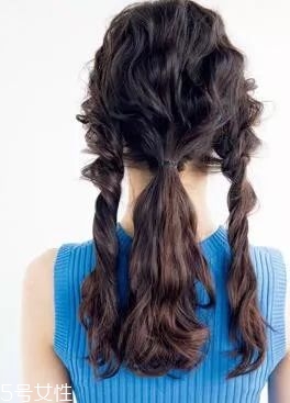 女生冬天長(zhǎng)發(fā)怎么編好看？長(zhǎng)發(fā)妹紙才懂得的痛