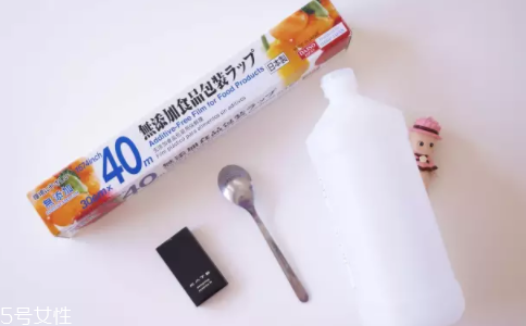 彩妝盤都有什么？小巧輕便型彩妝盤適合日常