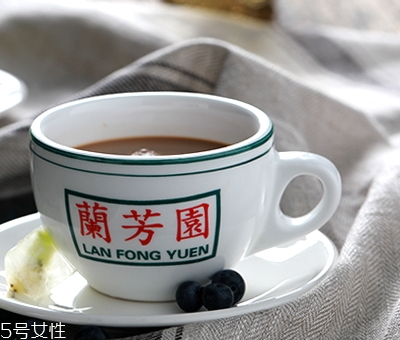 杯裝蘭芳園絲襪奶茶多少錢？