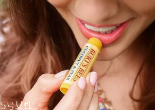 怎樣區(qū)分劣質(zhì)口紅？沒有備案千萬不要用