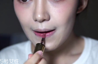 微醺桃花妝怎么化妝？簡單步驟滿足爆棚少女心