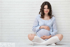 親潤(rùn)和袋鼠媽媽哪個(gè)好用？孕婦專用品牌