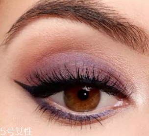 紫色眼影怎么畫(huà)好看？淡紫色超有女人味