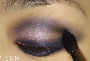 紫色眼影怎么畫(huà)好看？淡紫色超有女人味