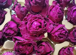 墨紅玫瑰可以天天喝嗎？玫瑰養(yǎng)顏也要適量