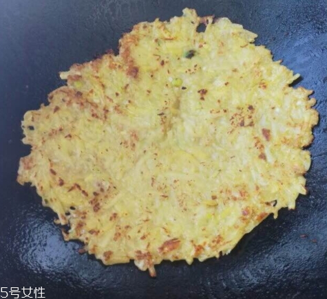 琺瑯鍋可以炒菜嗎？要選對(duì)琺瑯鍋