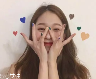 什么女孩適合不留劉海？圓臉妹子掀起劉海更適合你