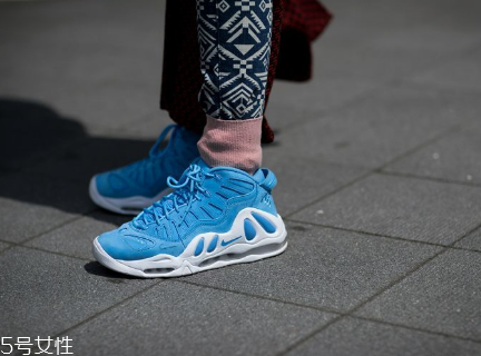 運動鞋不能水洗怎么辦？濕抹布輕微擦拭