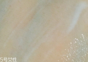 雅詩蘭黛乳液怎么樣？滋潤保濕的秘密