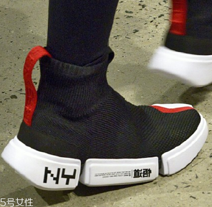 李寧紐約時(shí)裝周走秀款悟道球鞋在哪買(mǎi)_多少錢(qián)？