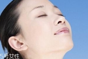 初春肌膚美白怎么做？隔離與淡斑兩手抓