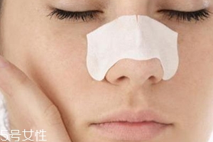 去黑頭面膜多久用一次？撕拉式和泥質(zhì)頻次不同