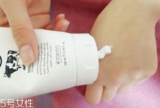 泰國(guó)BB洗面奶好用嗎？泰國(guó)Beauty Buffet洗面奶清潔度測(cè)評(píng)