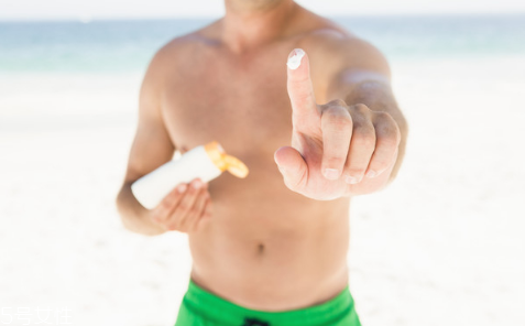 男士日常護膚步驟有哪些？防曬很關(guān)鍵