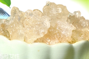 雪燕可以生吃嗎？雪燕沒煮熟可以吃嗎？