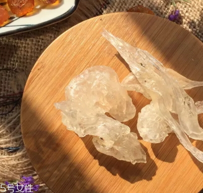 雪燕可以生吃嗎？雪燕沒煮熟可以吃嗎？