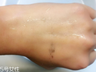 Attenir艾天然卸妝油好用嗎？打敗植村秀的卸妝冠軍